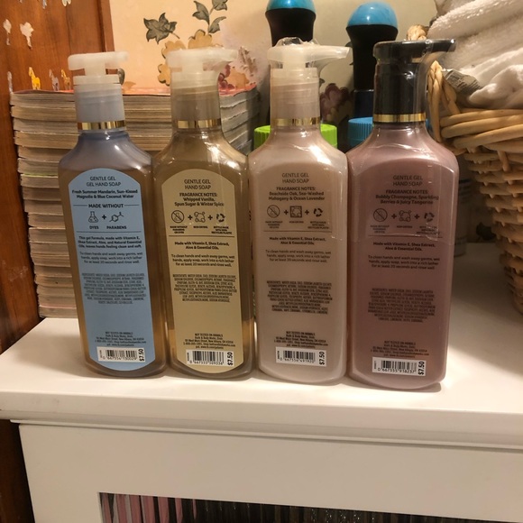 NWT Bath & Body 4 Different Gel Soaps - Picture 2 of 3